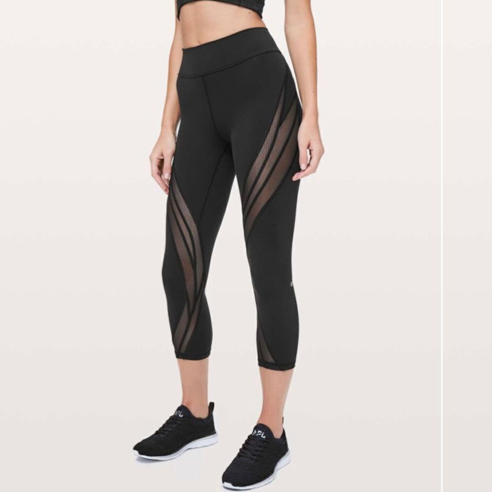 Lululemon Never Still Crop 21 Leggings Black High Rise Size 6